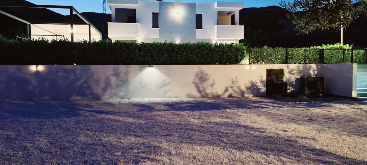 Villa Sky - Heating Pool Kastel Novi Bagian luar foto