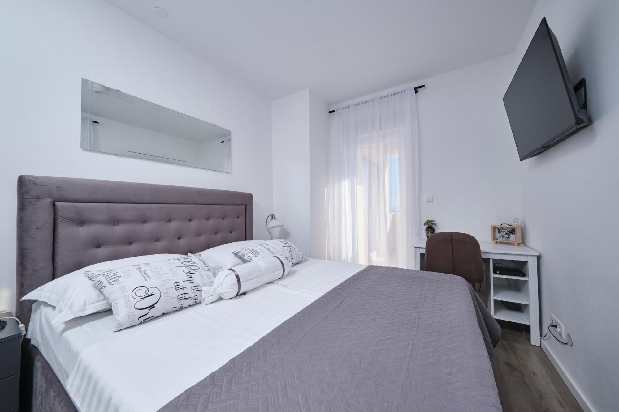 Villa Sky - Heating Pool Kastel Novi Bagian luar foto